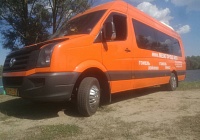 Оранжевый Фольксваген Крафтер 19 мест